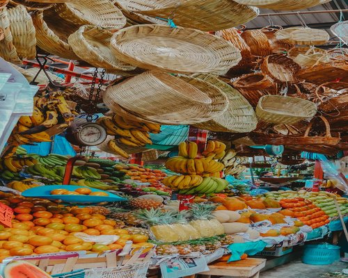 Colombian traditional market showing fresh fruits